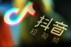 新知达人, 抖音粉丝到一万后可以干嘛呢？抖音1万粉丝可以挣钱吗？