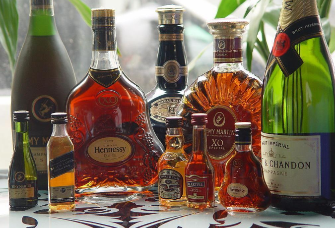 视频号小店怎么卖酒水？酒水报白有哪些条件？