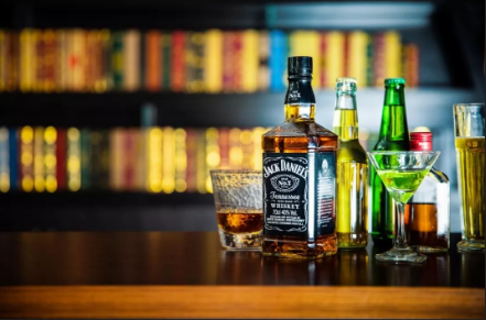 微信视频号卖酒水怎么报白？最新酒类定向邀约方法技巧