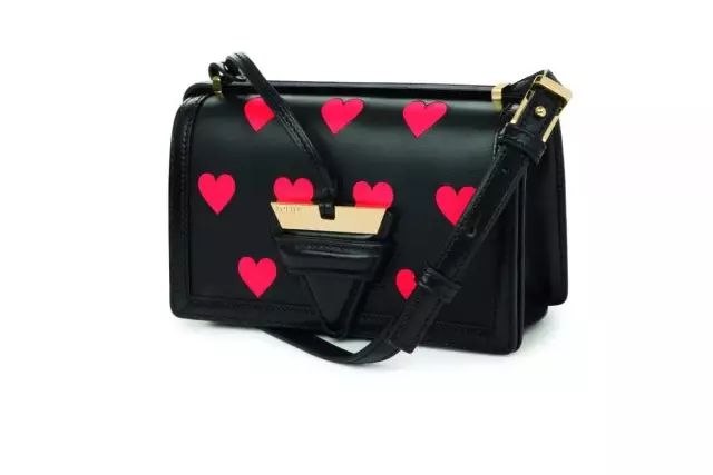 为什么天猫能成为奢侈品第一平台？