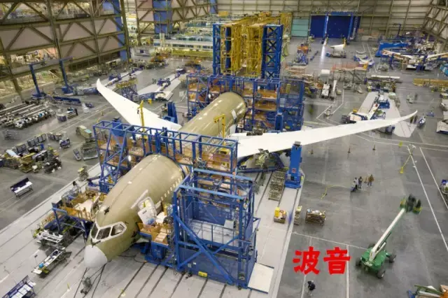 空客飞机是什么意思？分享飞机品牌空客和波音的区别及优势对比