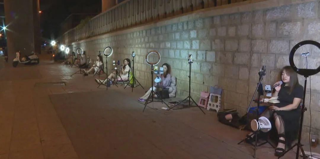 抖音直播需要什么条件？介绍新人开直播吸引粉丝的方法及注意事项