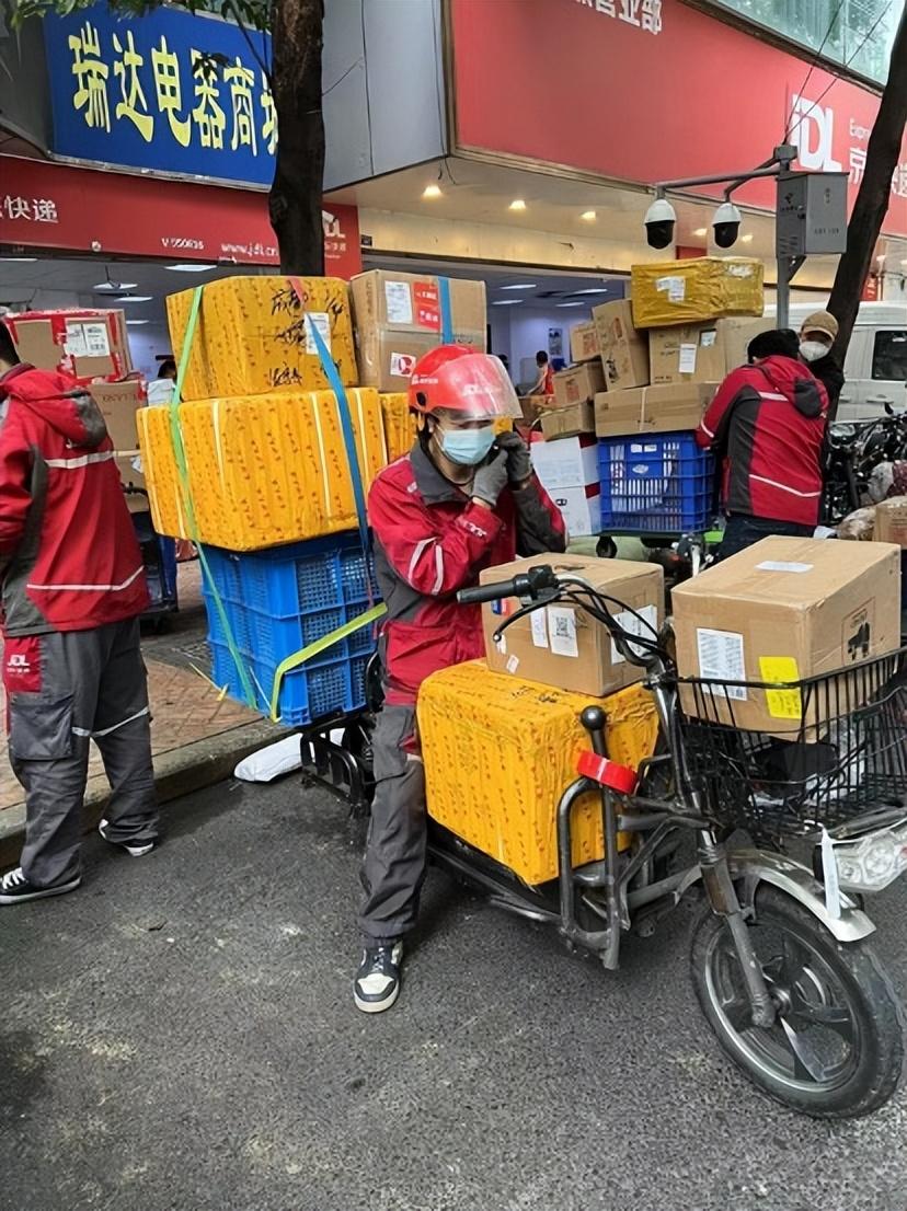 京东快递几点下班？分享京东快递营业时间及工作流程