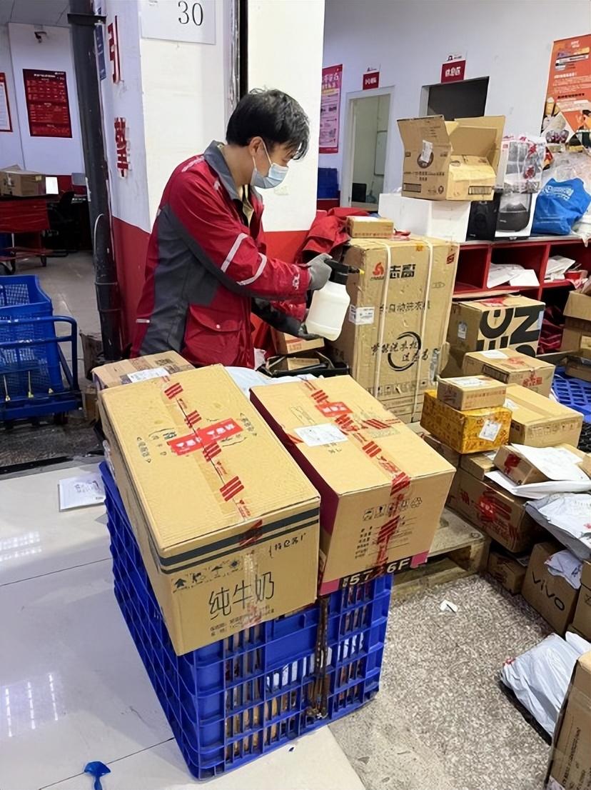 京东快递几点下班？分享京东快递营业时间及工作流程