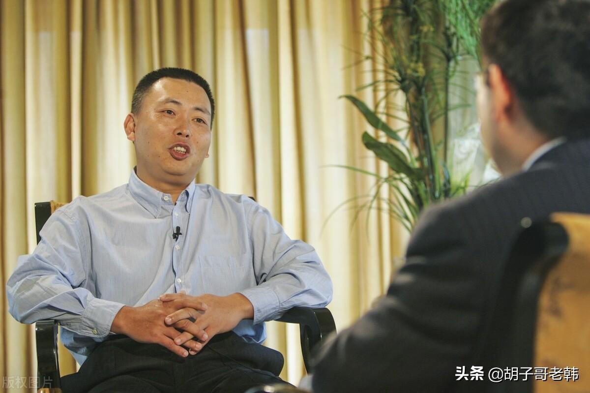 拼多多创始人黄峥个人简历资料（拼多多老板的生存现状及东的动态）