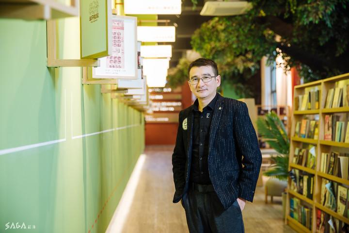 三只松鼠创始人简介（三只松鼠ceo章燎原的创业故事及商业版图）