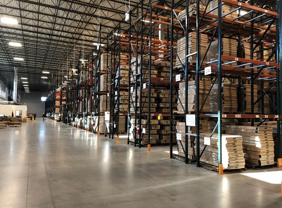 美国海外仓一件代发平台有哪些？附2023年美国海外仓的收费价格表