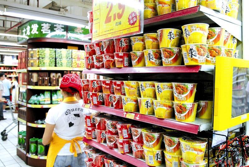 康师傅和统一的区别是什么？从包装，料包，到面饼，全面对比两者