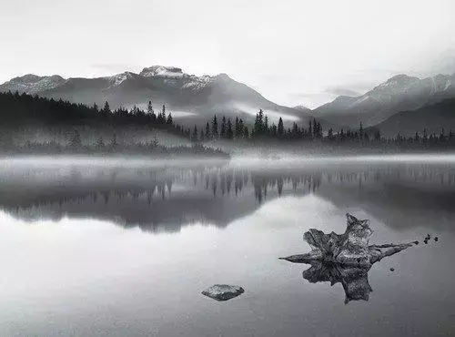 曝光的意思是什么？摄影摄像中如何才能正确的曝光？