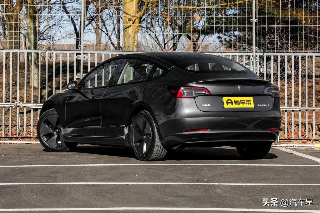 特斯拉Model3值得入手吗？特斯拉购买价格及日常保养维护费用