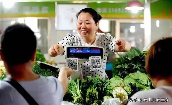 菜摊如何摆放蔬菜好看？做蔬菜生意入门技巧和最新营销方法