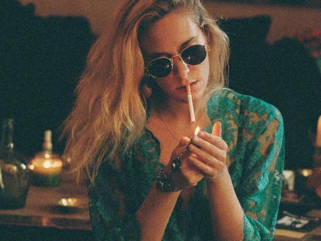 嘻哈风格的服装的特点介绍（街头风和嘻哈风的区别是什么）