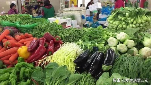 菜摊如何摆放蔬菜好看？做蔬菜生意入门技巧和最新营销方法