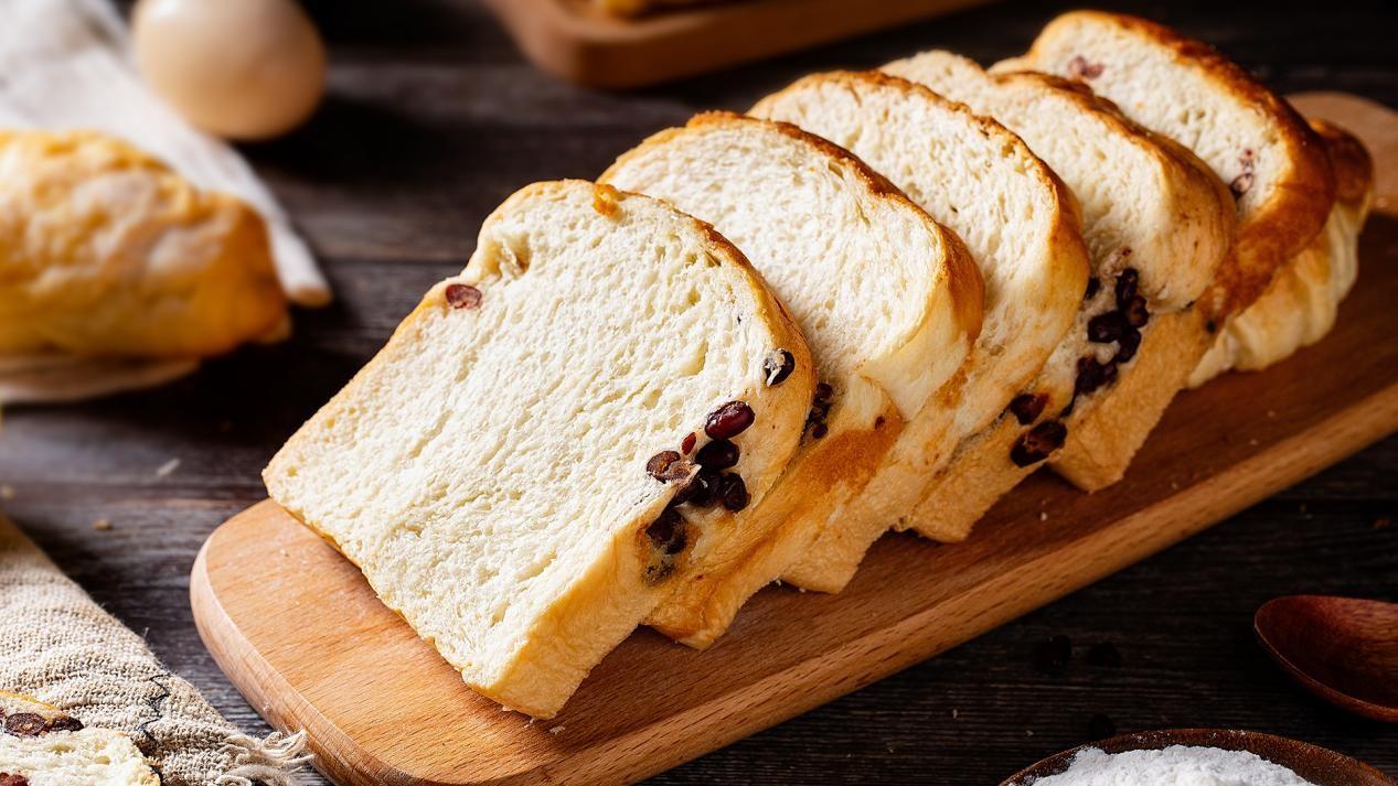 在农村开蛋糕店赚钱吗?开一个蛋糕店大概需要投资多少钱？