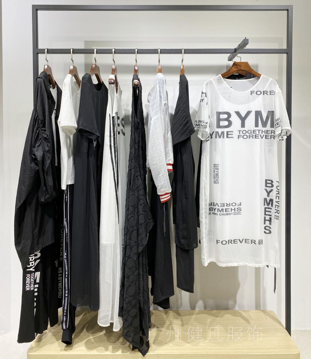 免费招代理卖衣服（潮牌一手货源免费代理渠道推荐）
