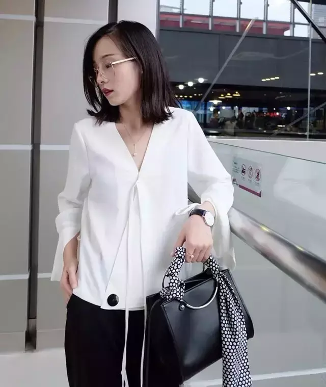 淘宝女包店铺推荐（淘宝女包品牌排行榜前十名）