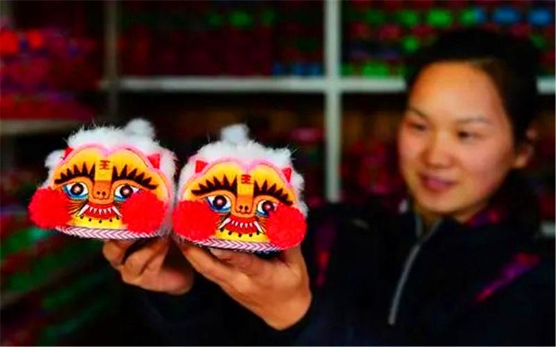 做手工赚钱的项目有哪些？适合在家做的手工项目推荐