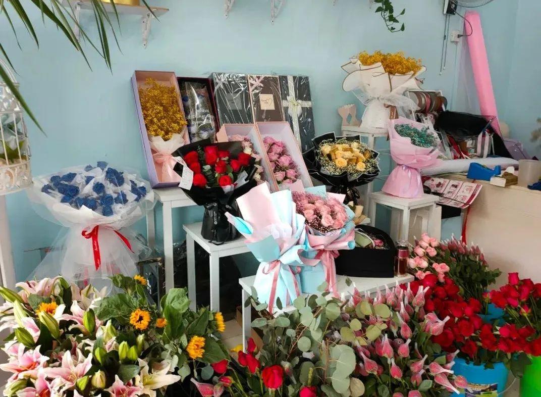 开花店赚钱吗？解析开花店的前景和利润如何？