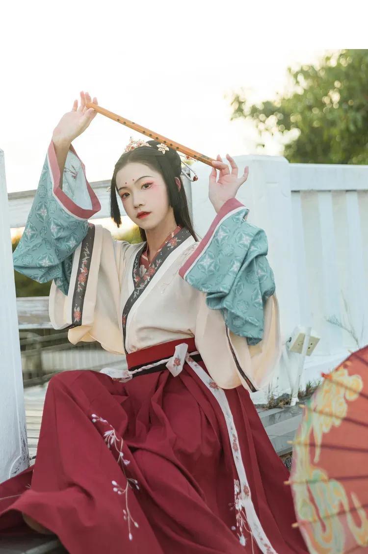 汉尚华莲汉服官网（汉尚华莲旗下品牌有哪些）