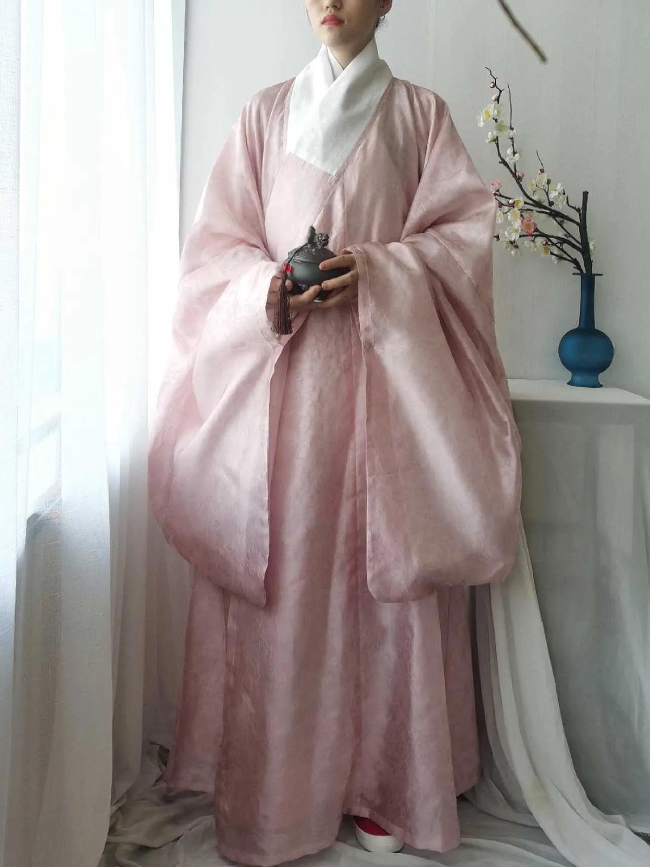 淘宝汉服店铺推荐（平价正版汉服店铺排行榜前十推荐）