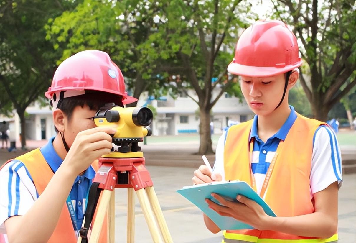 大学学什么专业最赚钱？未来最赚钱行业排行榜前十