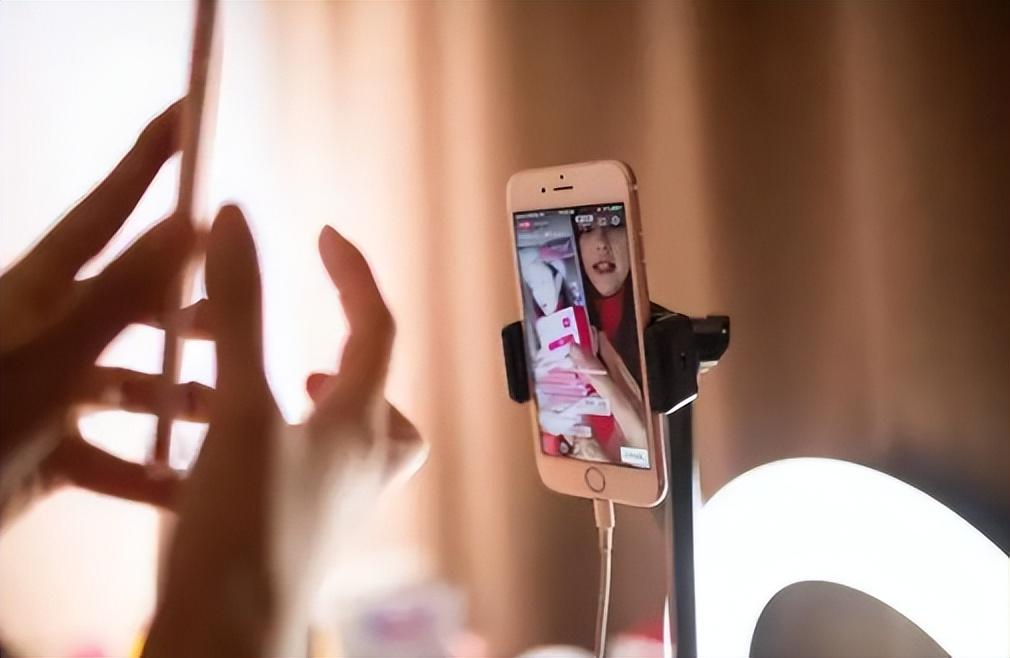 抖音品牌方是什么意思？抖音主播带货与品牌方合作方式介绍