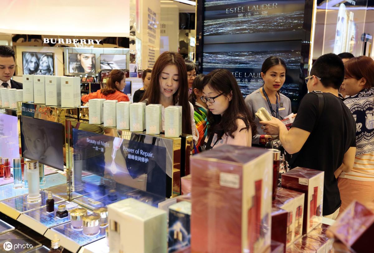 如何开化妆品店？新手开化妆品店必备条件及注意事项