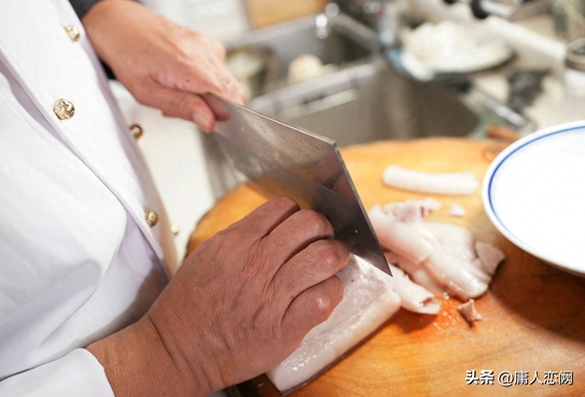 老饭骨三叔为什么单飞？老饭骨三叔围裙发飙事件来龙去脉