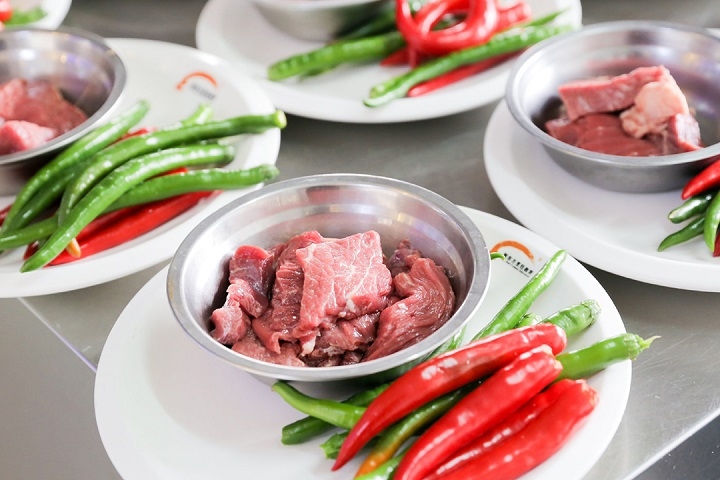 长沙新东方烹饪学校是民办还是公办？学费一年多少钱？